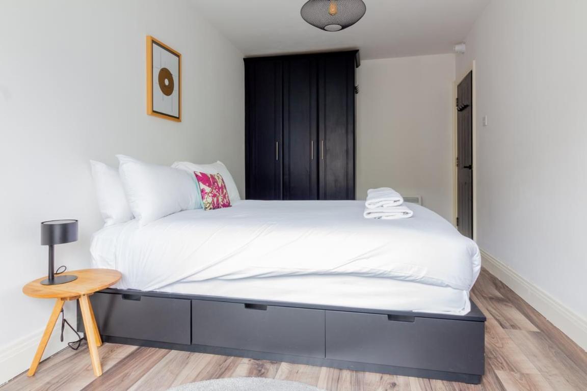 Apartament Guestready - Mystic Interiors Near The City Centre Dublin Zewnętrze zdjęcie